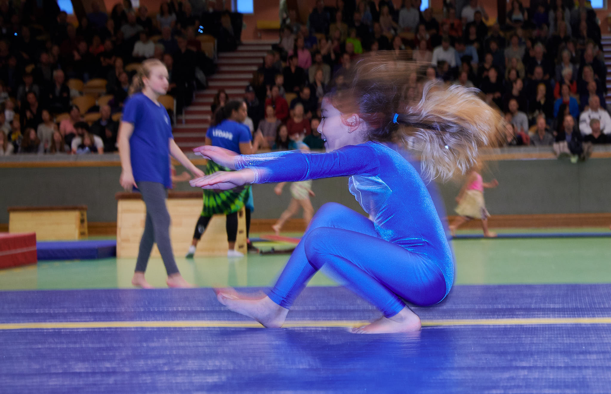 Minigrupp på juluppvisning. Foto: Gunnar Eld